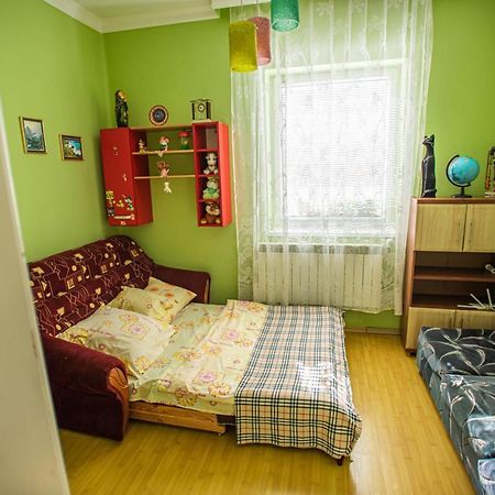 Lizak Apartment Berehove  Ngoại thất bức ảnh
